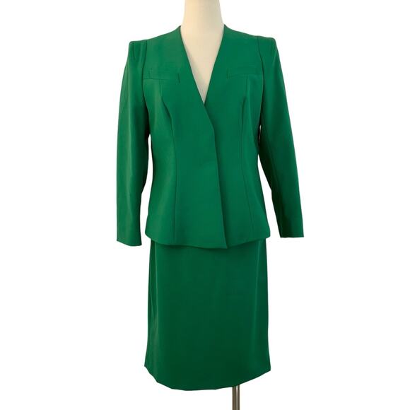 Escada Green 2-Piece Skirt Suit Blazer Wool Blend Green | Size 38 & 40 (US 8-10) - Picture 1 of 16
